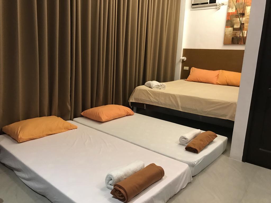 Koko'S Place Diniwid 발라박 외부 사진